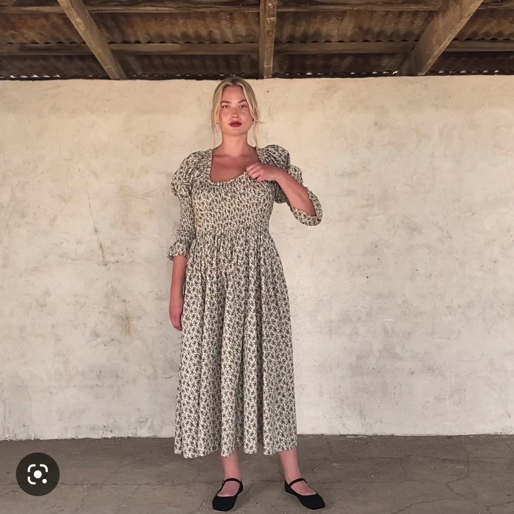 NWT MERIBEL DRESS CRÈME FLEURS D'AVIGNON (M)